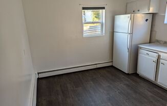 1 bed, 1 bath, $775, Unit Unit 4