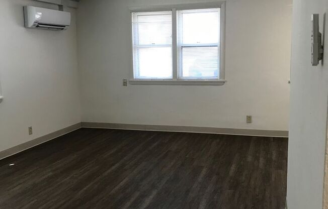 1 bed, 1 bath, 514 sqft, $1,045, Unit 307-04