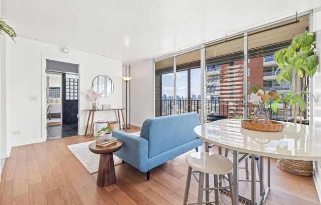 For Rent - [Rainbow Place] 2754 Kuilei St. #2002