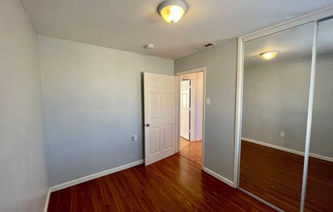 3 beds, 1 bath, $3,550