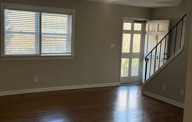 Comfort & Style: 2-Bedroom Raleigh Townhouse