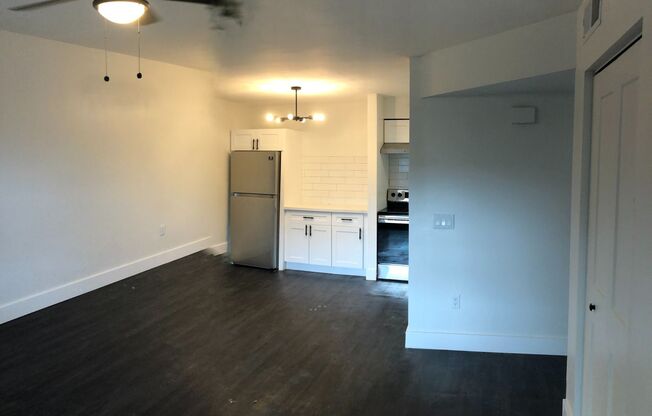 2 beds, 1 bath, 716 sqft, $1,350, Unit 154