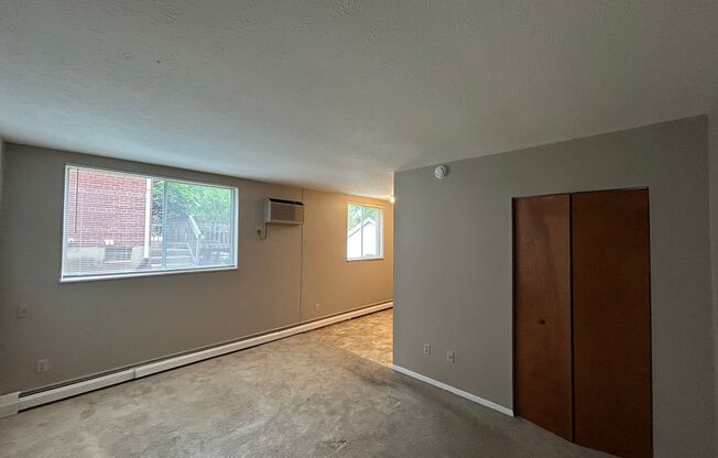 3006 Montana Ave