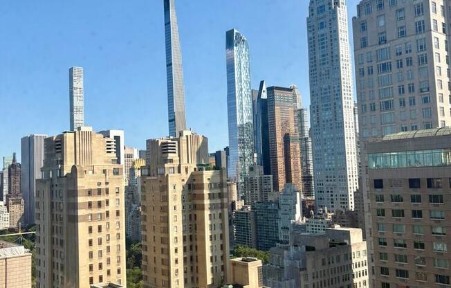 1 bed, 1.5 baths, 900 sqft, $5,700, Unit 31B