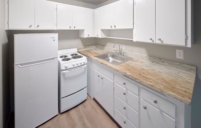 1 bed, 1 bath, 456 sqft, $1,165, Unit 212