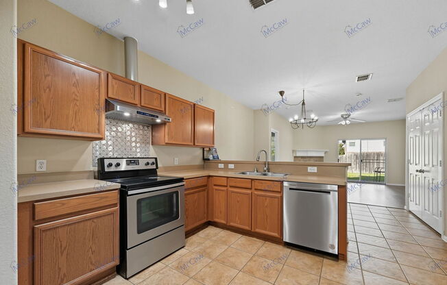4515 SAWGRASS DR