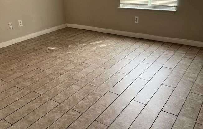 2 beds, 2 baths, $1,245, Unit # #D 1