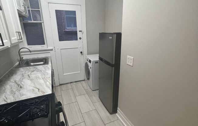 1 bed, 1 bath, $1,499, Unit 82