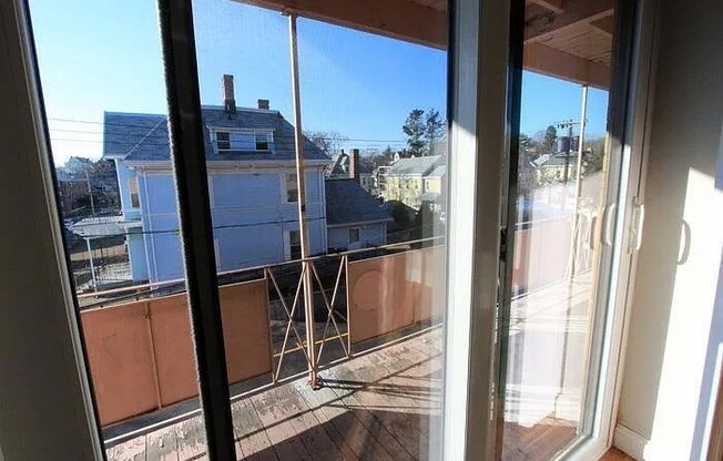 3 beds, 2 baths, 1,123 sqft, $3,500, Unit 39