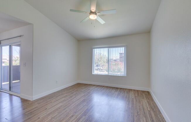 2 beds, 2 baths, $1,475, Unit UNIT 2118