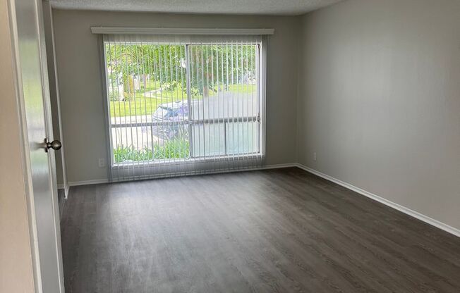 3 Bed + 1.5 Bath Townhouse