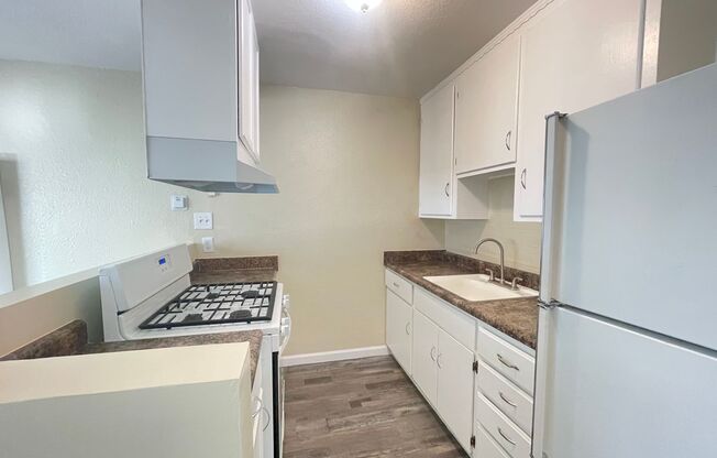 1 bed, 1 bath, 486 sqft, $1,195, Unit 739 Bowles Street #1