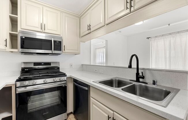 Renovated Townhome Apartments in Prime Virgil Village Location; SPECIAL - FREE RENT