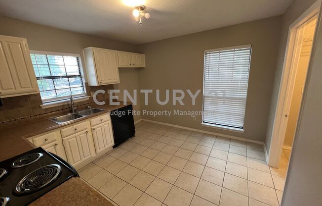 2-Story 3/2/1 Duplex in PLANO ISD For Rent!