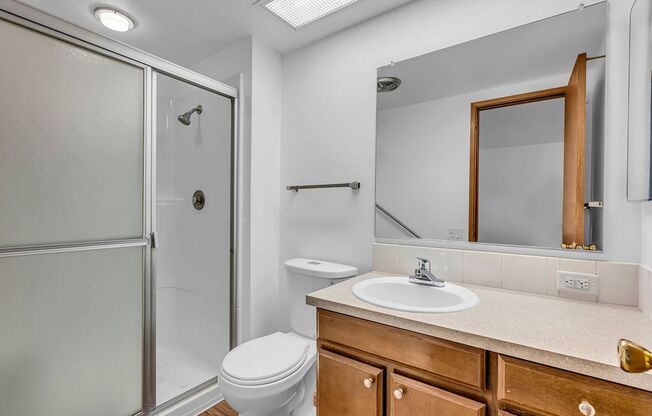 2 beds, 2 baths, 1,220 sqft, $2,300, Unit 1513