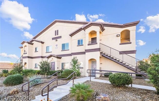 2 beds, 2 baths, $1,550, Unit #12270