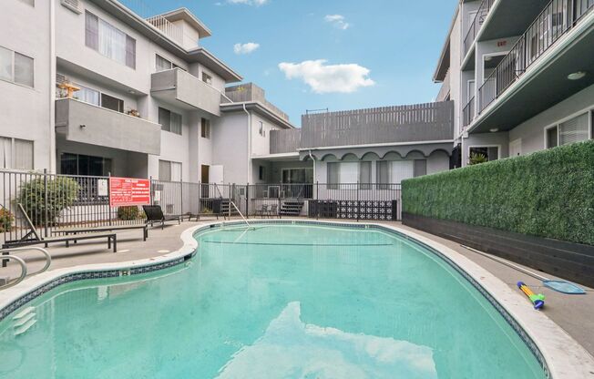 4950 Coldwater Canyon