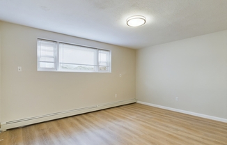 1 bed, 1 bath, 600 sqft, $2,100, Unit 5