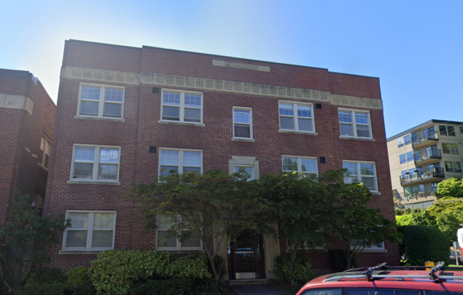 Marianne Apartments - 1 Month Free Rent