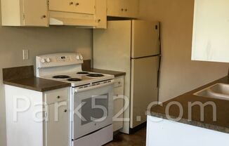 2 beds, 1 bath, $1,295, Unit 3602-01