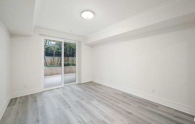 2306 Fox Hills Dr Apt 302