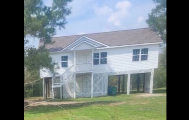 Home for lease right on the Calcasieu River