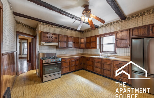5311 W BERNICE