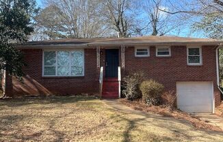 3 Bedroom Home near Belvedere Park!