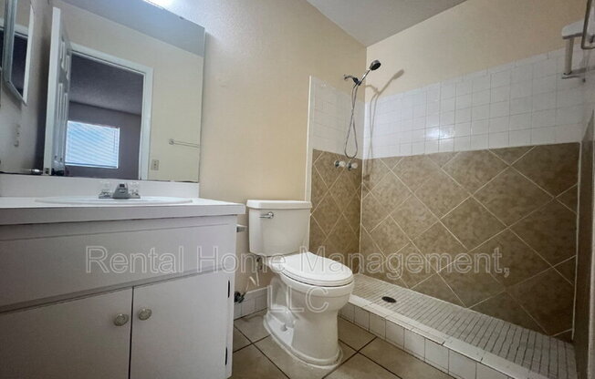 343 E ROSEWOOD LN