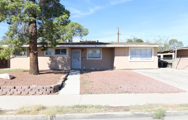 3 beds, 2 baths, $1,650
