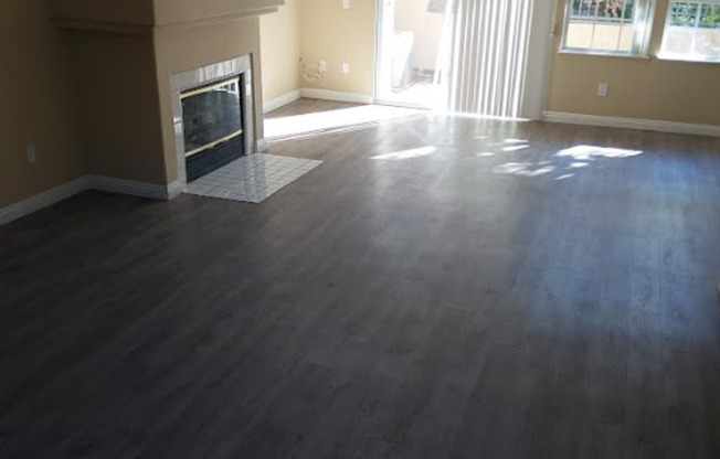 Welcome to our Beautiful, Spacious 2 Bedrooms 2.5 Full Bath Townhouse!