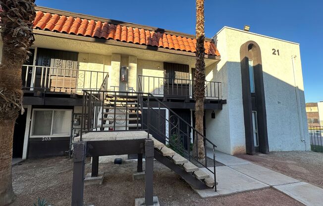 2 beds, 1 bath, $2,240, Unit # 206