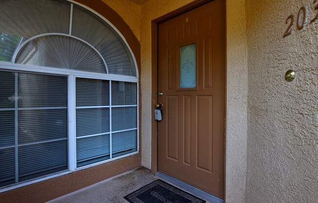 3676 Renovah #203  Lovely Upstairs Unit