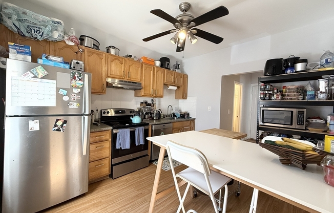 252 ELM ST