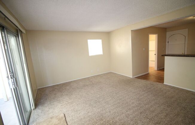 2 beds, 1 bath, $2,400