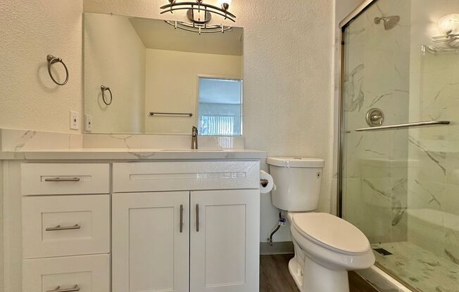 NEWLY REMODELED! 2 Bedroom in Scripps Ranch! Washer/Dryer included!