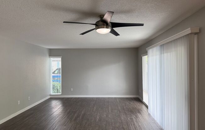 3 beds, 2 baths, 1,040 sqft, $3,080, Unit H14