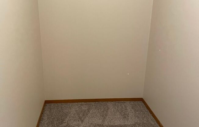 1 bed, 1 bath, 735 sqft, $944, Unit 119N