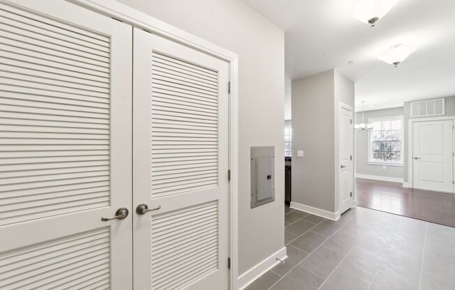 2 beds, 2 baths, 1,161 sqft, $2,540, Unit 2919