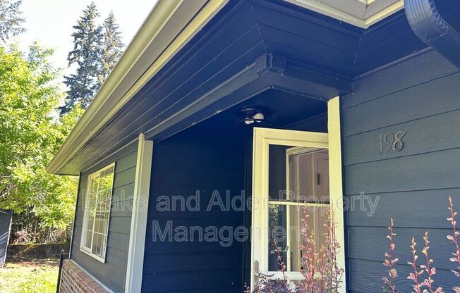 198 NE 157 AVE