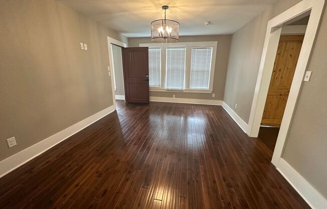 Remodeled 2 Bedroom Apartment