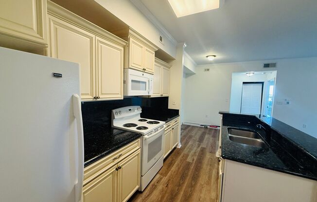 2 Bedroom Condo For Rent in Carrollwood!