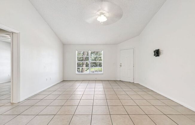 2 beds, 2 baths, $1,250, Unit # #B 202
