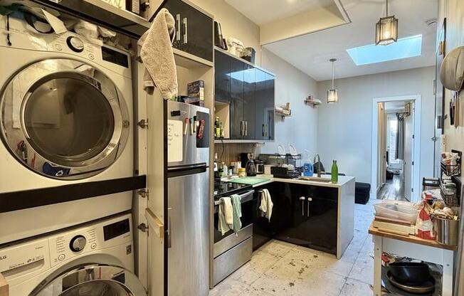 59 GRAHAM AVE