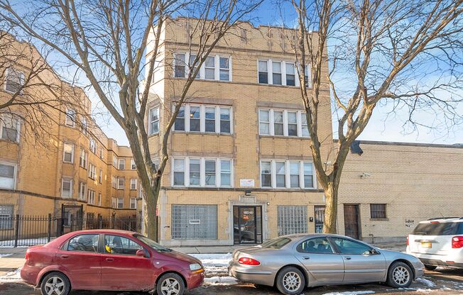 7110-7118 East End