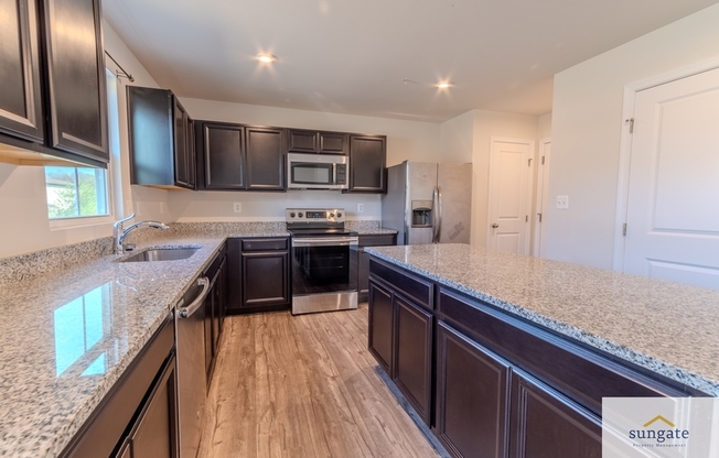 115 SHININGFIELD CT