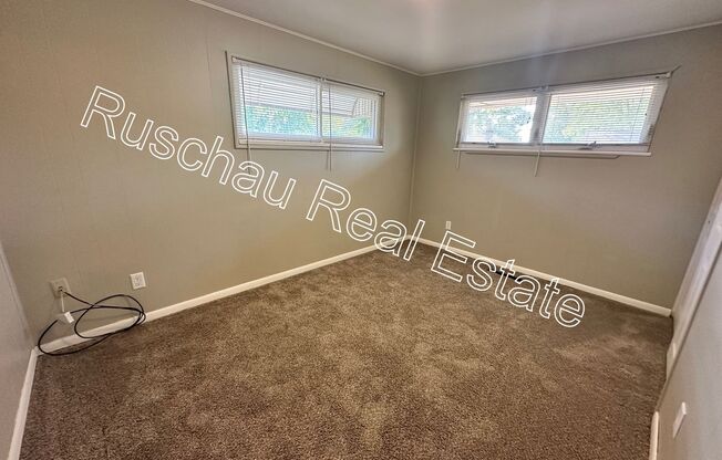 3 beds, 1 bath, $1,345