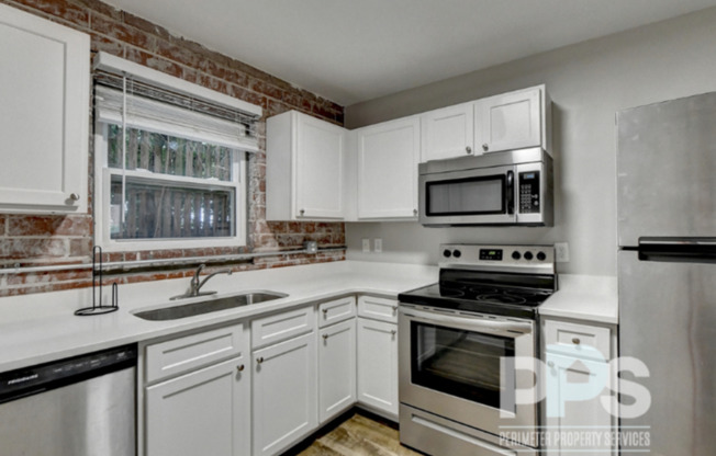 221 Lampkin Street NE