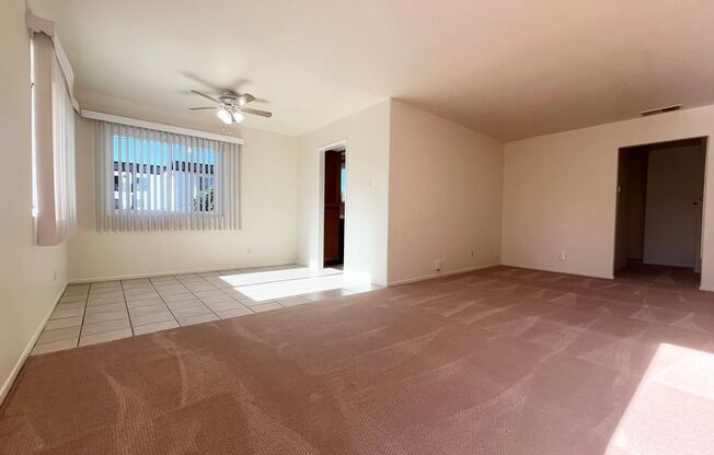 AVAILABLE NOW! SPACIOUS 2 BEDROOM/1 BATHROOM TOP FLOOR APARTMENT WITH GARAGE IN PRIME CROWN POINT LOCATION!!! $3,175/mo