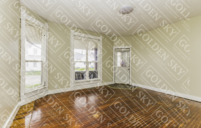 803 W MAIN ST